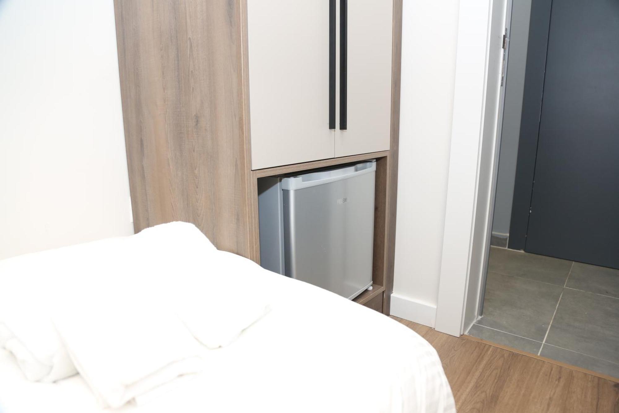Lux Stay Tirana Bagian luar foto
